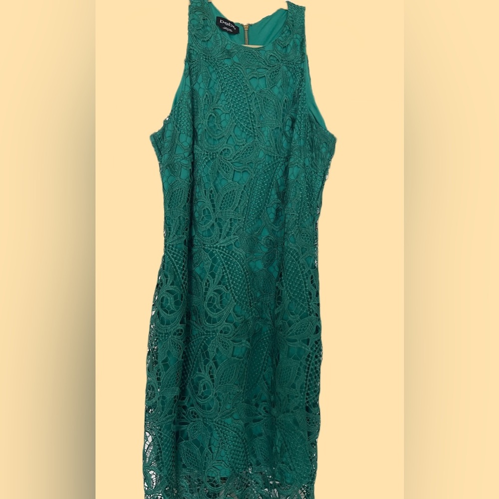 Bebe Ladies Dressy Sleeveless Mid-Calf Lace Dress